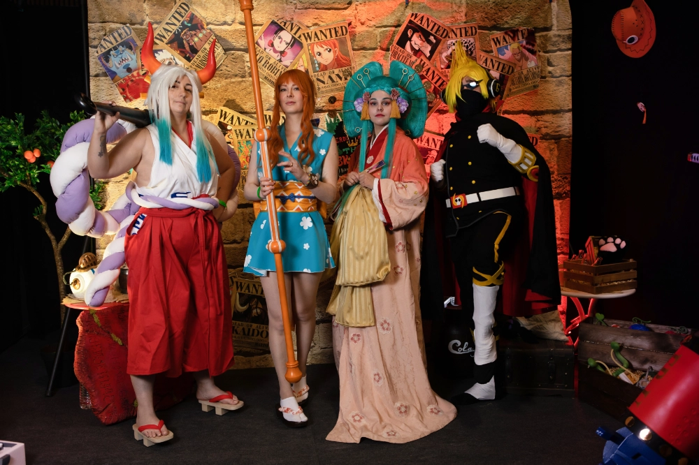 One Piece - Yamato, Nami, Komurasaki et Sanji